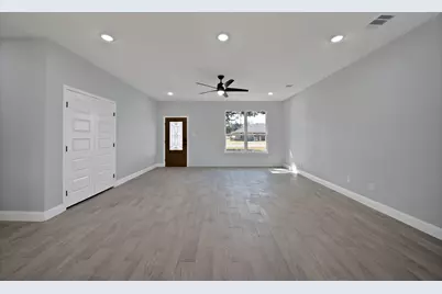 206 Lakeview Drive, Runaway Bay, TX 76426 - Photo 13