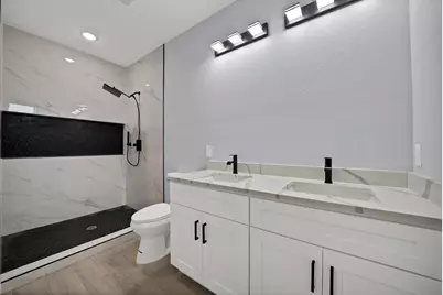 206 Lakeview Drive, Runaway Bay, TX 76426 - Photo 25