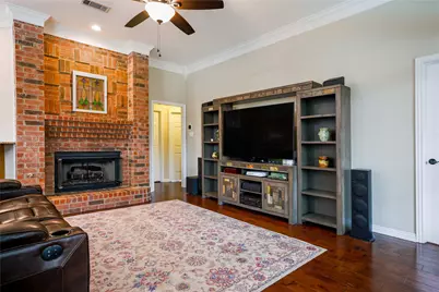 8356 Thornhill Drive, North Richland Hills, TX 76182 - Photo 13