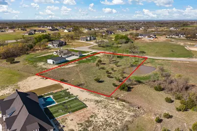 216 Dan Russell Bend, Weatherford, TX 76087 - Photo 3