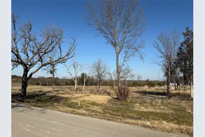 216 Dan Russell Bend, Weatherford, TX 76087 - Photo 3