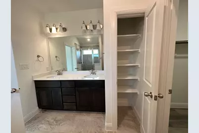 418 S 2nd Street, Krum, TX 76249 - Photo 15