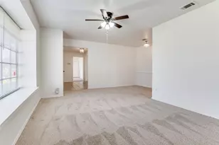 4021 Treeline Dr, Dallas, TX 75224 - Photo 13