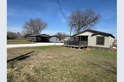 11776 Ivey Road, Justin, TX 76247 - Photo 3