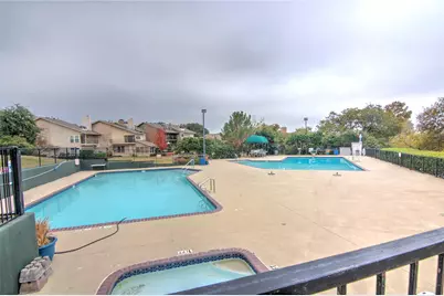 2933 Country Place Circle, Carrollton, TX 75006 - Photo 33