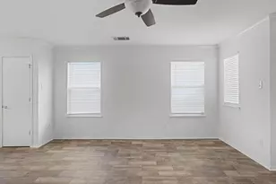 10925 Caldwell Ln, Fort Worth, TX 76179 - Photo 7