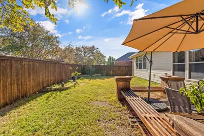 1370 Meadows Avenue, Lantana, TX 76226 - Photo 33