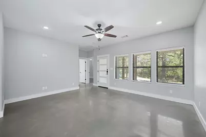 610 E Shepherd Street, Denison, TX 75021 - Photo 9