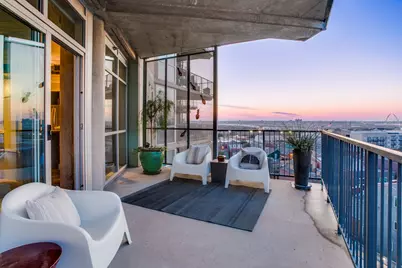 1001 Belleview Street #708, Dallas, TX 75215 - Photo 25