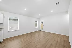 4306 Carnation Dr, Sherman, TX 75090 - Photo 9