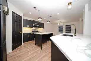 213 Rainsong Dr, Cedar Hill, TX 75104 - Photo 5