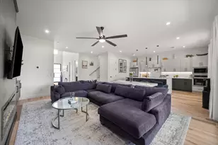 4029 Ivanhoe Ln, Dallas, TX 75212 - Photo 3