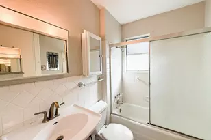 1137 Haines Ave, Dallas, TX 75208 - Photo 15