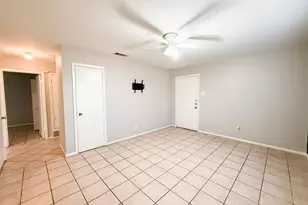 1137 Haines Ave, Dallas, TX 75208 - Photo 7