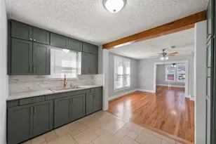 2724 E 12th St, Fort Worth, TX 76111 - Photo 13