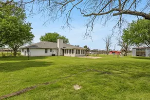 2381 E State Hwy 56, Bonham, TX 75418 - Photo 13