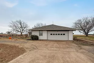 2381 E State Hwy 56, Bonham, TX 75418 - Photo 33