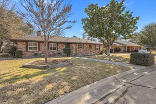2224 Picadilly Ln, Denton, TX 76209 - Photo 33