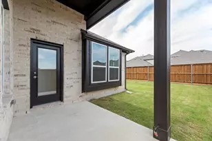 900 Collegiate Dr, Little Elm, TX 75068 - Photo 21