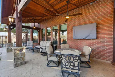 2711 Quail Cove Drive, Lewisville, TX 75077 - Photo 37