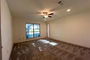 101 Village Gate Dr, Waxahachie, TX 75165 - Photo 11