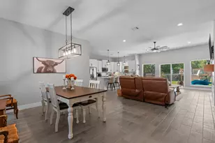 325 Berryhill Dr, Springtown, TX 76082 - Photo 5