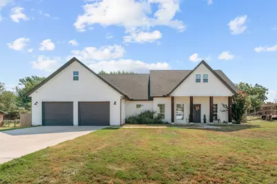 325 Berryhill Drive, Springtown, TX 76082 - Photo 1