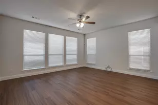 3105 Damsel Sauvage Ln, Lewisville, TX 75056 - Photo 9