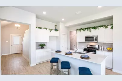 4712 Hunter Hurst Drive, Princeton, TX 75071 - Photo 3