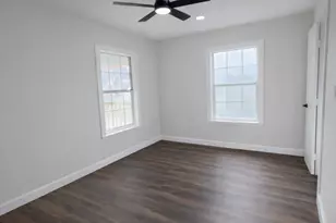 2744 Ryan Ave, Fort Worth, TX 76110 - Photo 7