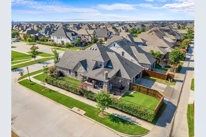 1898 Tumblegrass Road, Frisco, TX 75033 - Photo 33