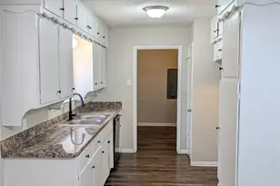 3732 Falcon Dr, Forest Hill, TX 76119 - Photo 9