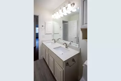 413 Ridge Meade Drive, Lewisville, TX 75067 - Photo 29