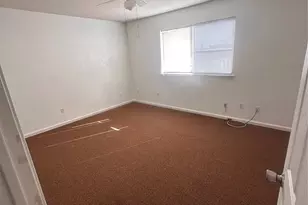 2204 Foxcroft Ln, Arlington, TX 76014 - Photo 7