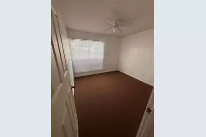 2204 Foxcroft Lane, Arlington, TX 76014 - Photo 11