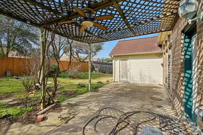 7213 Crabtree Lane, North Richland Hills, TX 76182 - Photo 31