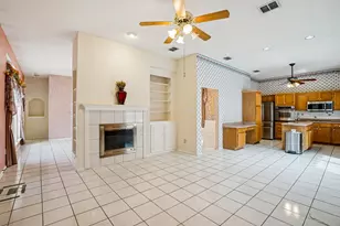 7213 Crabtree Ln, North Richland Hills, TX 76182 - Photo 9