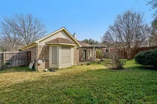 7213 Crabtree Ln, North Richland Hills, TX 76182 - Photo 35