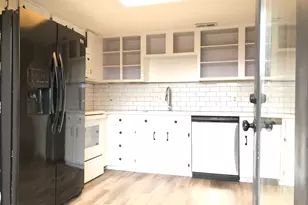 513 Towne House Ln, Richardson, TX 75081 - Photo 11