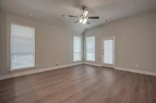 3301 Damsel Sauvage Ln, Lewisville, TX 75056 - Photo 9