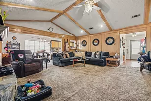 1319 Meadowcrest Dr, Mesquite, TX 75149 - Photo 3