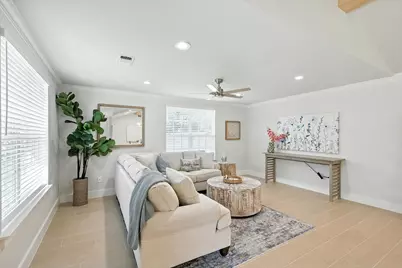 3901 Montecito Drive #1007, Denton, TX 76210 - Photo 3