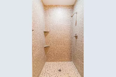 309 S Holiday Drive, Grand Prairie, TX 75052 - Photo 3