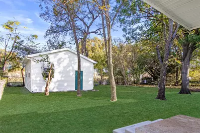 113 W State Street, Garland, TX 75040 - Photo 27