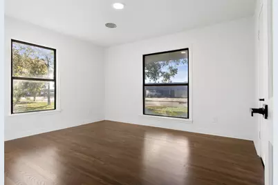 113 W State Street, Garland, TX 75040 - Photo 25