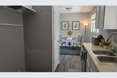 410 W 11th Street, Bonham, TX 75418 - Photo 3