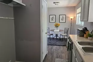 410 W 11th St, Bonham, TX 75418 - Photo 3