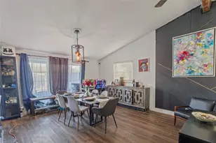 11506 Coral Hills Dr, Dallas, TX 75229 - Photo 7