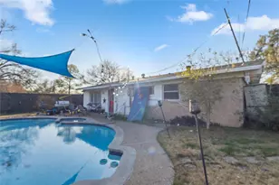 11506 Coral Hills Dr, Dallas, TX 75229 - Photo 25