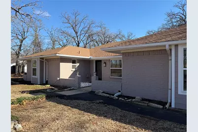 129 Oak Trail, Burleson, TX 76028 - Photo 1